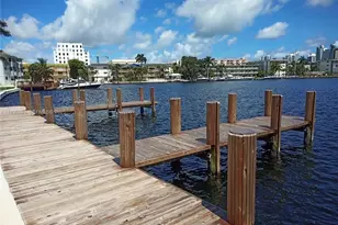 450 Golden Isles Dr, Hallandale Beach, FL 33009 - Photo 29