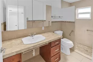 1331 Campanelli Dr, Plantation, FL 33322 - Photo 17