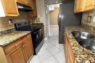6091 W 22nd Ct, Hialeah, FL 33016 - Photo 5