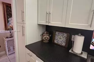 324 SE 10th St, Dania Beach, FL 33004 - Photo 27