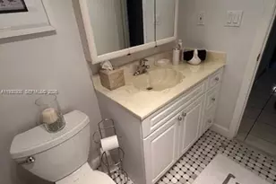 324 SE 10th St, Dania Beach, FL 33004 - Photo 21