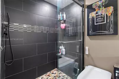 18061 Biscayne Blvd #PH01, Aventura, FL 33160 - Photo 15