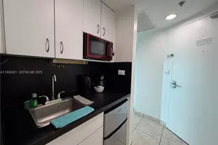 5445 Collins Ave, Miami Beach, FL 33140 - Photo 9