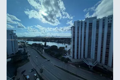 5445 Collins Ave #1506, Miami Beach, FL 33140 - Photo 15