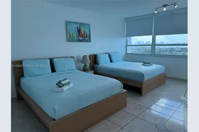 5445 Collins Ave #1506, Miami Beach, FL 33140 - Photo 3