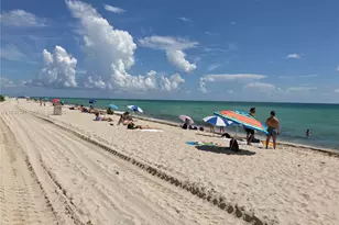 5445 Collins Ave, Miami Beach, FL 33140 - Photo 25