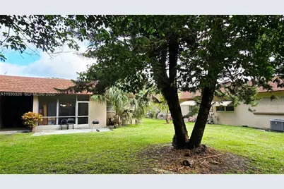 1910 Palmland Dr #2, Boynton Beach, FL 33436 - Photo 11