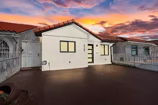 2737 W 55th Pl, Hialeah, FL 33016 - Photo 43