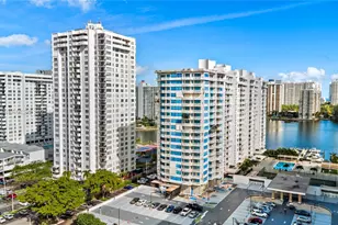 18061 Biscayne Blvd, Aventura, FL 33160 - Photo 27