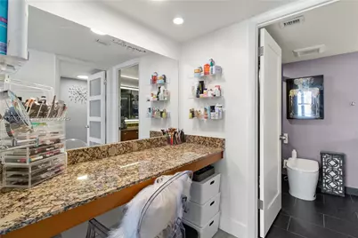 18061 Biscayne Blvd #PH01, Aventura, FL 33160 - Photo 15