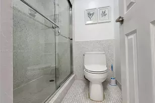 3505 S Ocean Dr, Hollywood, FL 33019 - Photo 17