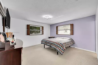 1705 NW 69th Ter, Margate, FL 33063 - Photo 15