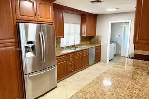 360 NW 53rd St, Boca Raton, FL 33487 - Photo 3