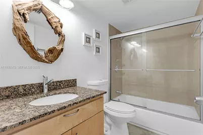 5845 Collins Ave #201, Miami Beach, FL 33140 - Photo 21