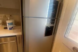 2905 Point E Dr, Aventura, FL 33160 - Photo 7