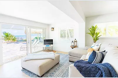75433 Overseas Hwy, Islamorada, FL 33036 - Photo 11