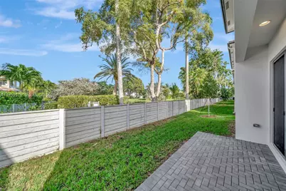 1427 SW 23rd St, Fort Lauderdale, FL 33315 - Photo 17