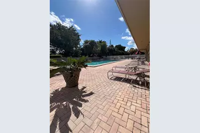 1805 Sans Souci Blvd #428, North Miami, FL 33181 - Photo 17
