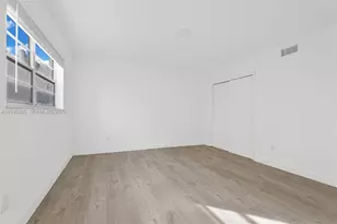 8295 NE Miami Ct, Miami, FL 33138 - Photo 21