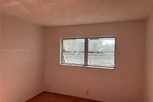 4740 NW 21st St, Lauderhill, FL 33313 - Photo 9