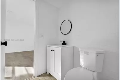 8295 NE Miami Ct #4, Miami, FL 33138 - Photo 37