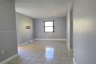 646 NW 114th Ave, Sweetwater, FL 33172 - Photo 5