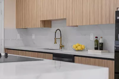 2101 NE 54th Ct, Fort Lauderdale, FL 33308 - Photo 11