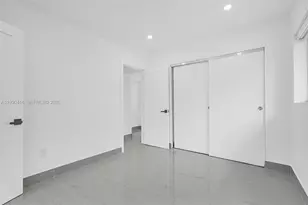 998 SW 11th St, Miami, FL 33129 - Photo 27