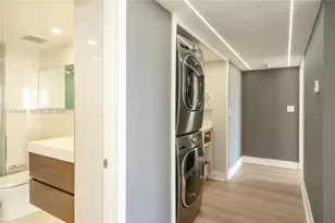 4000 Towerside Terrace, Miami, FL 33138 - Photo 13