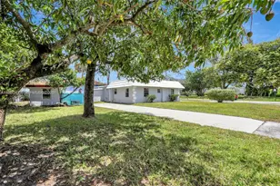 2701 NW 18th Terrace, Oakland Park, FL 33311 - Photo 3
