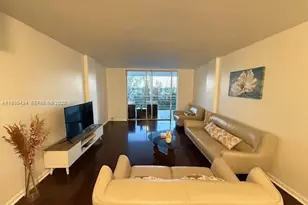 3660 NE 166th St, North Miami Beach, FL 33160 - Photo 9