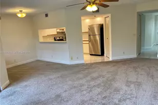 12850 SW 4th Ct, Pembroke Pines, FL 33027 - Photo 5