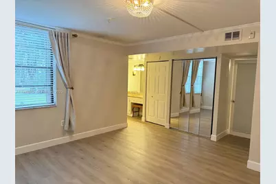 671 NE 195th St #121E, Miami, FL 33179 - Photo 23