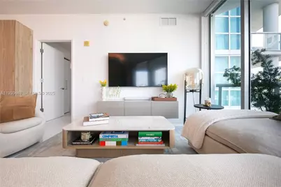 3131 NE 188th St #2-605, Aventura, FL 33180 - Photo 17