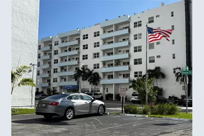 2900 Banyan St #305, Fort Lauderdale, FL 33316 - Photo 3