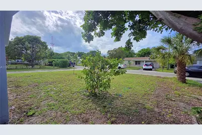 1700 N Cypress Rd, Pompano Beach, FL 33060 - Photo 15