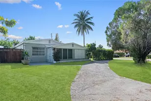 1300 NE 183rd St, North Miami Beach, FL 33179 - Photo 1