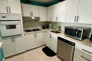 19370 Collins Ave, Sunny Isles Beach, FL 33160 - Photo 9