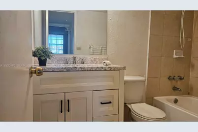 801 NW 47th Ave #807W, Miami, FL 33126 - Photo 3