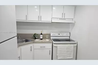 801 NW 47th Ave #807W, Miami, FL 33126 - Photo 1