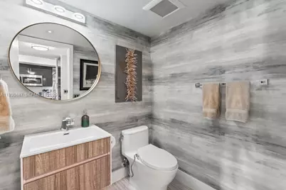 1450 Lincoln Rd #307, Miami Beach, FL 33139 - Photo 9