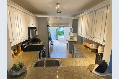 9805 Costa Del Sol Blvd #C-102, Doral, FL 33178 - Photo 9