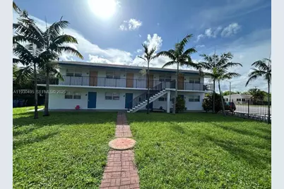 201 W Blue Heron Blvd, Riviera Beach, FL 33404 - Photo 7