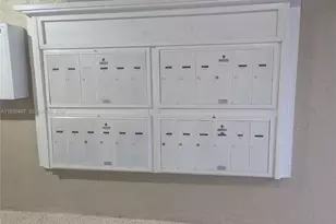 601 Ives Dairy Rd, Miami, FL 33179 - Photo 21