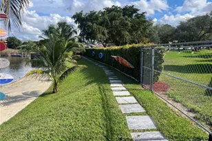 6101 SW 153rd Court Rd, Miami, FL 33193 - Photo 9