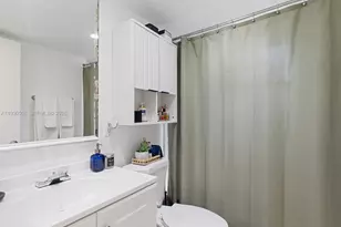 680 NE 64th St, Miami, FL 33138 - Photo 19