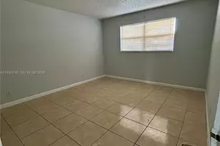 8010 N Colony Cir N, Tamarac, FL 33321 - Photo 9