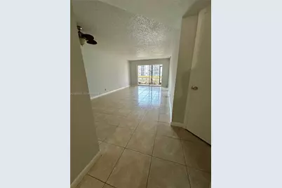 8010 N Colony Cir N #106, Tamarac, FL 33321 - Photo 5