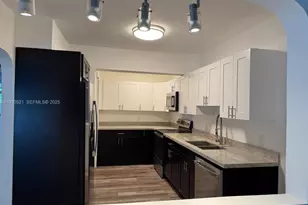 985 NE 115th St, Biscayne Park, FL 33161 - Photo 5