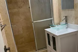 985 NE 115th St, Biscayne Park, FL 33161 - Photo 21